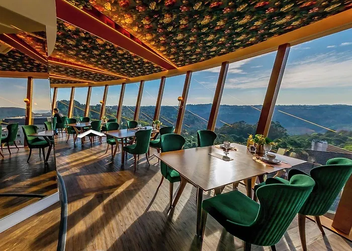 Hotel E Restaurante Giratorio Rf Vision - A Melhor Vista 360 De Gramado